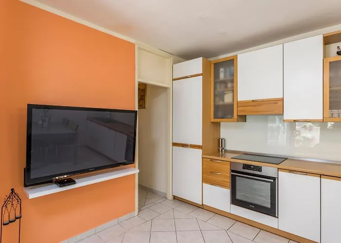 Apartment Neve St